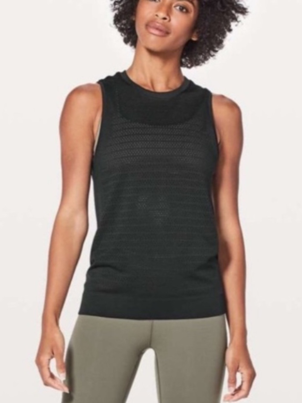 Lululemon Breeze By Muscle Tank II
Black/Black size 12
